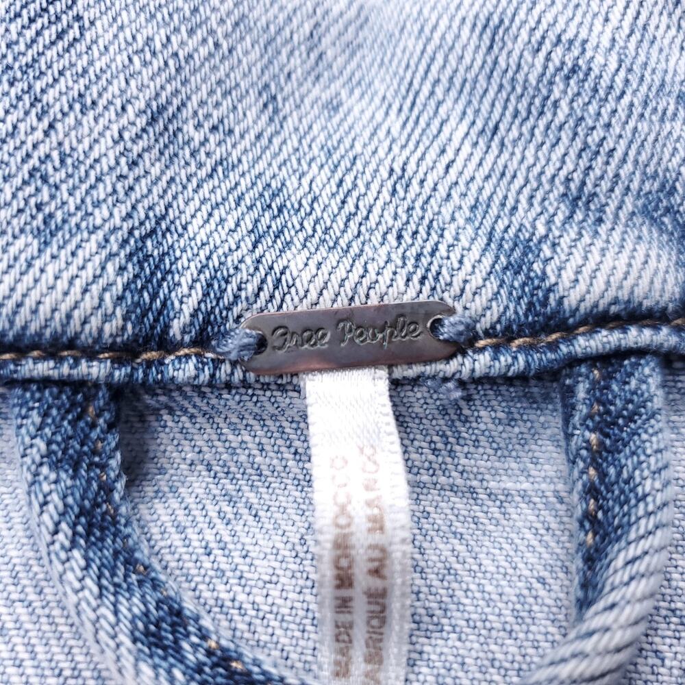 Free People Rumors Denim Jacket Womens S Blue Stone Wash Cropped Streetwear Boho - Picture 4 of 11
